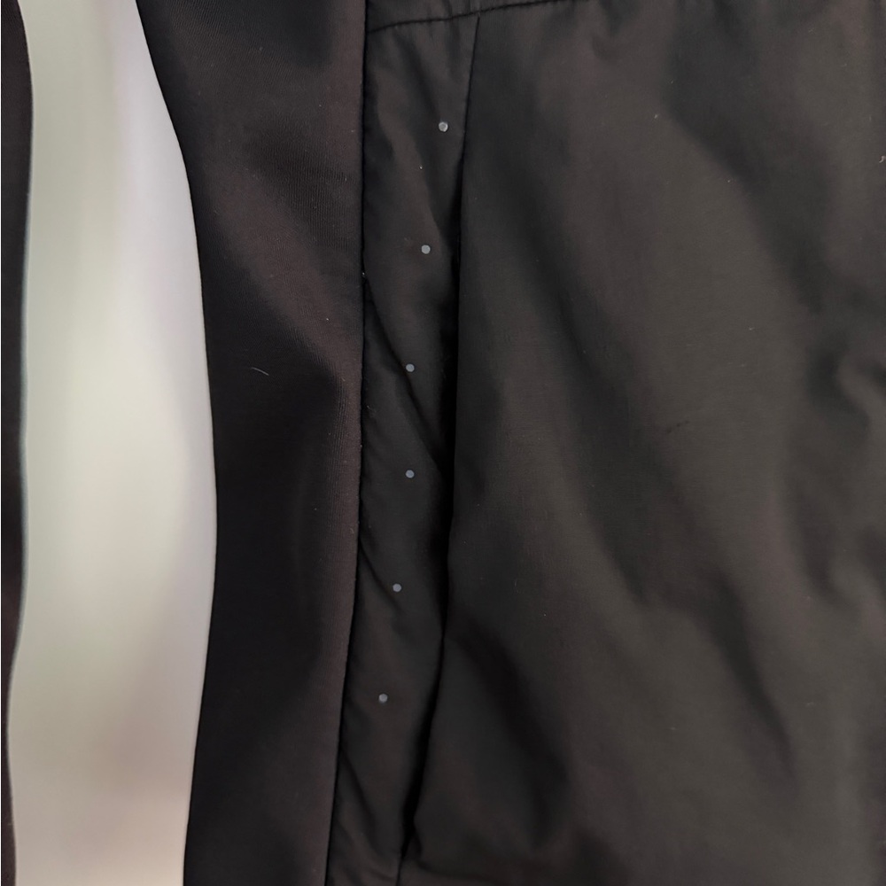 Women’s Black Full-Zip Run for the Cold Jacket Size 4 - Picture 9 of 10